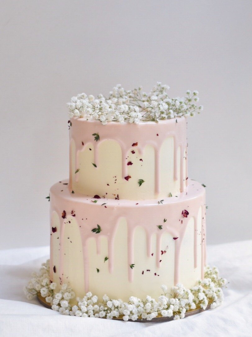 Babybreath Petal Drip Cake (Pink) | Zee & Elle Singapore