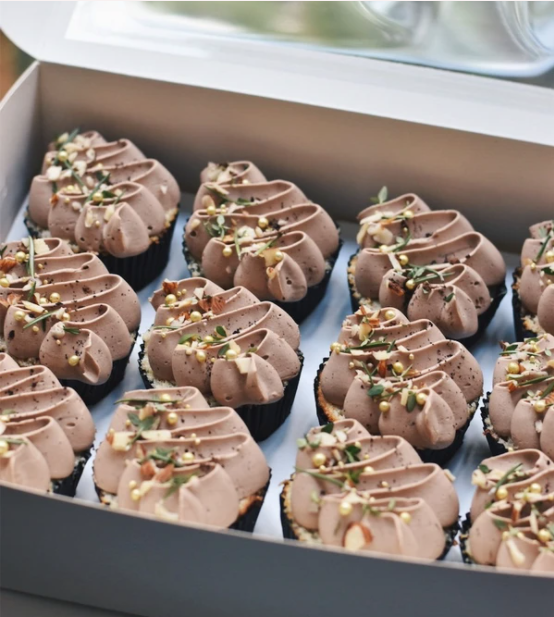 Discover: The Secret to Perfect Flat-Top Cupcakes