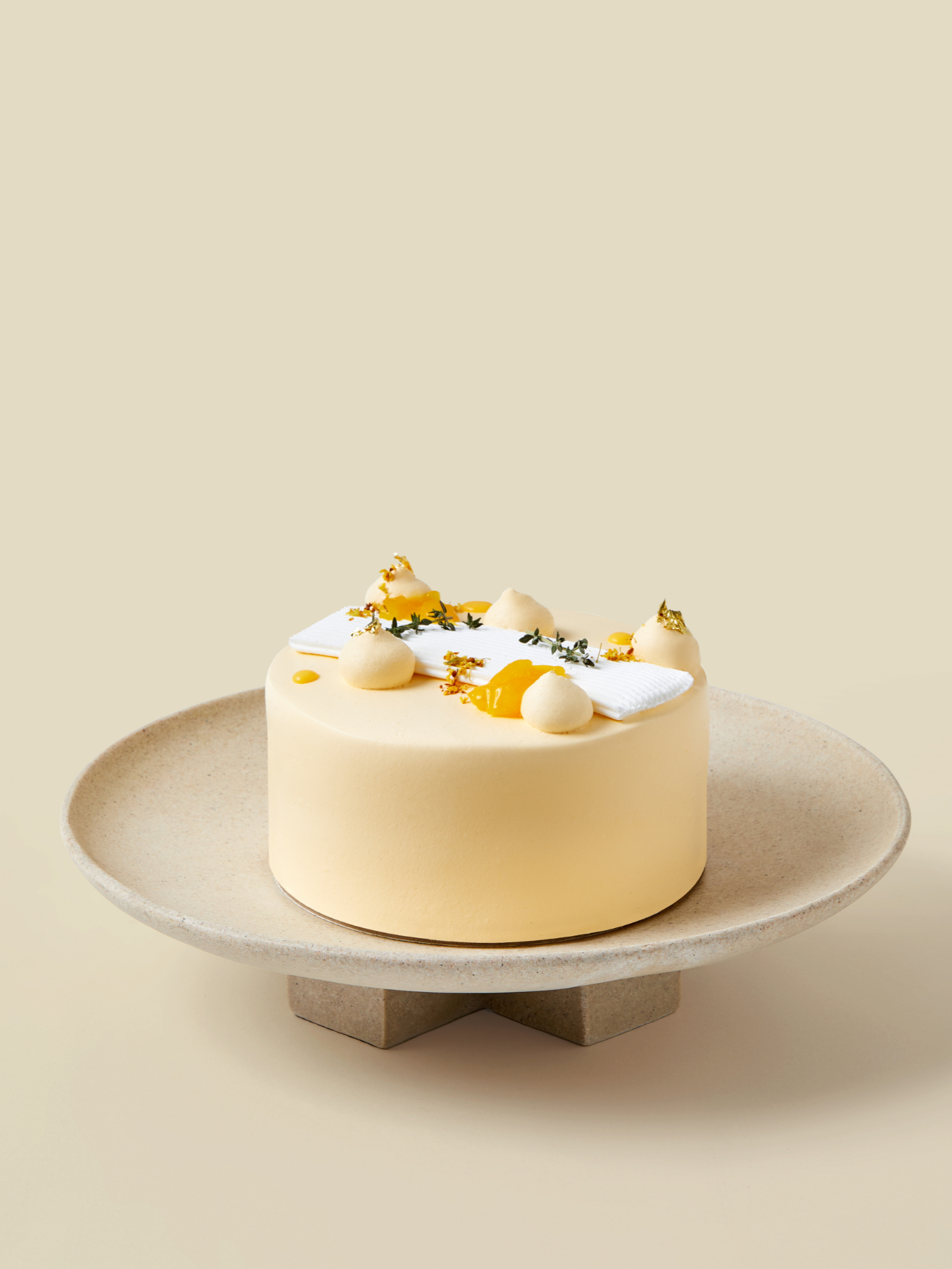 Delicious soft Mango Yuzu Fresh Cream Cake, order online for Singapore delivery