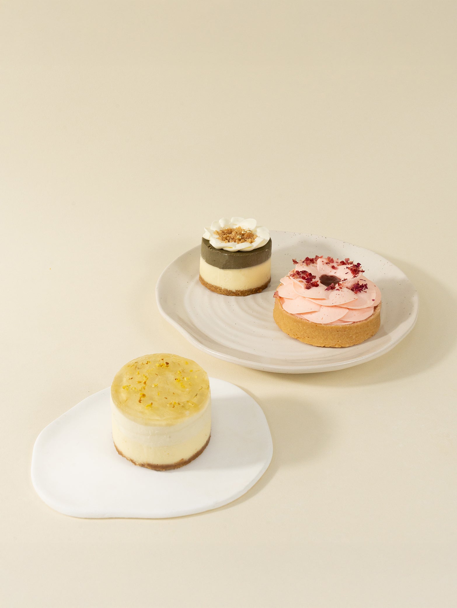 Garden Whispers | Assorted Cheesecakes & Tart Dessert Box