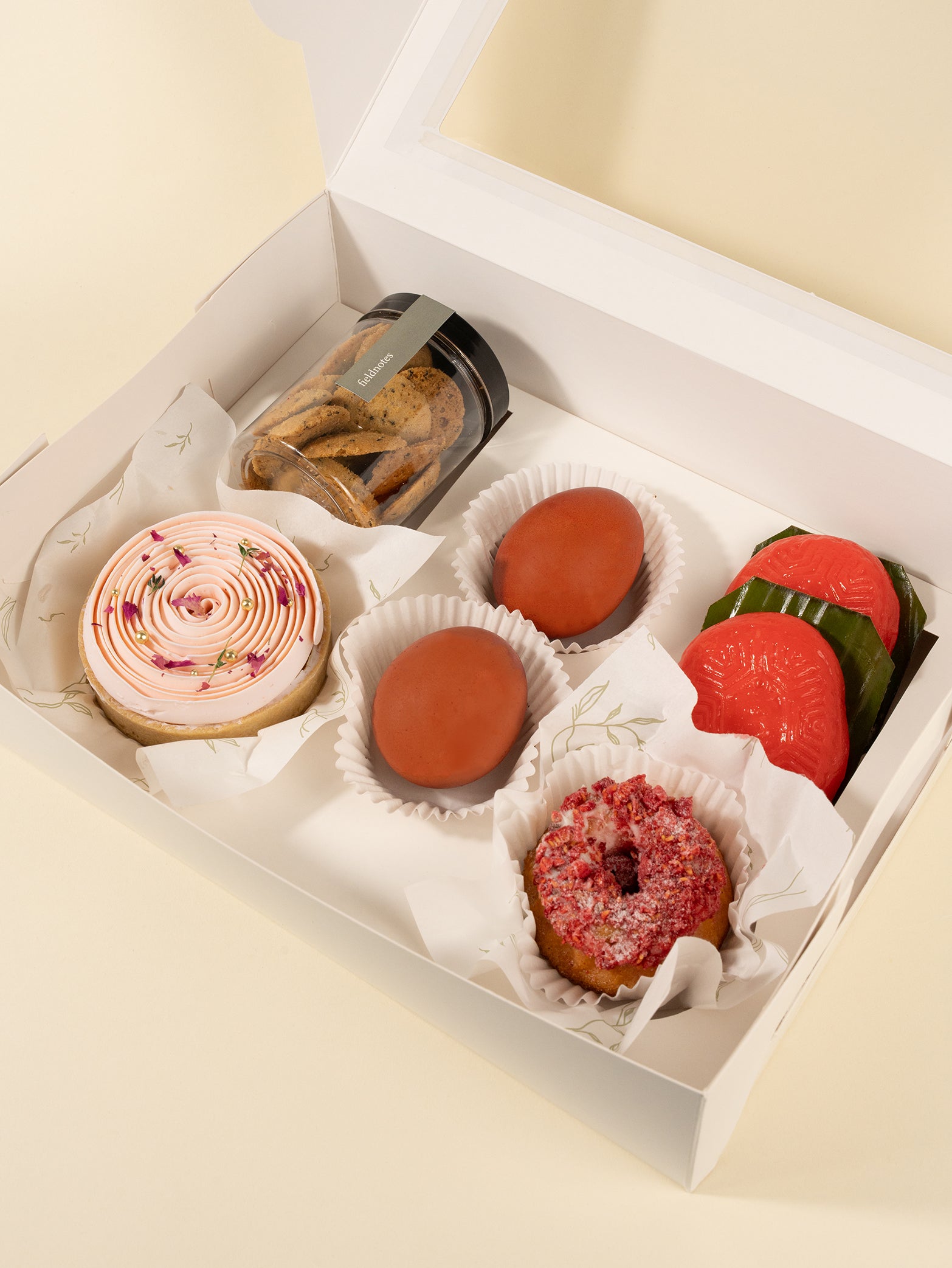 First Dreams Full Month Gift Box Pink (min. 8 boxes)