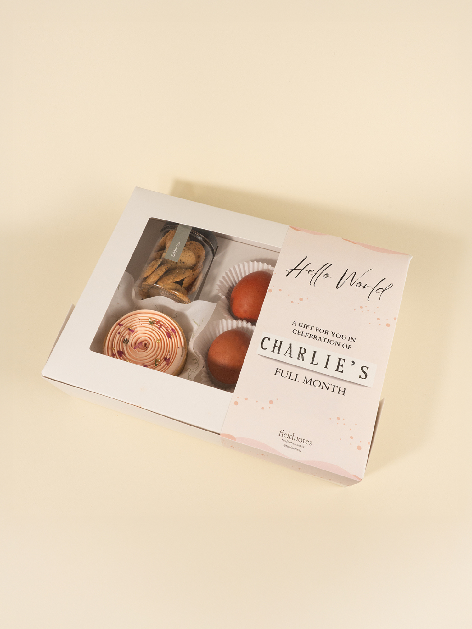 First Dreams Full Month Gift Box Pink (min. 8 boxes)