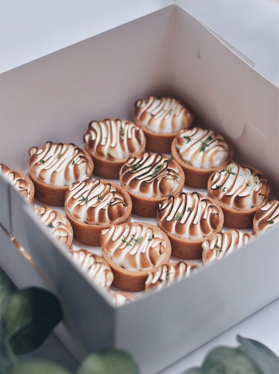 On Cloud Nine Meringue Tarts (Box of 16 MINI)