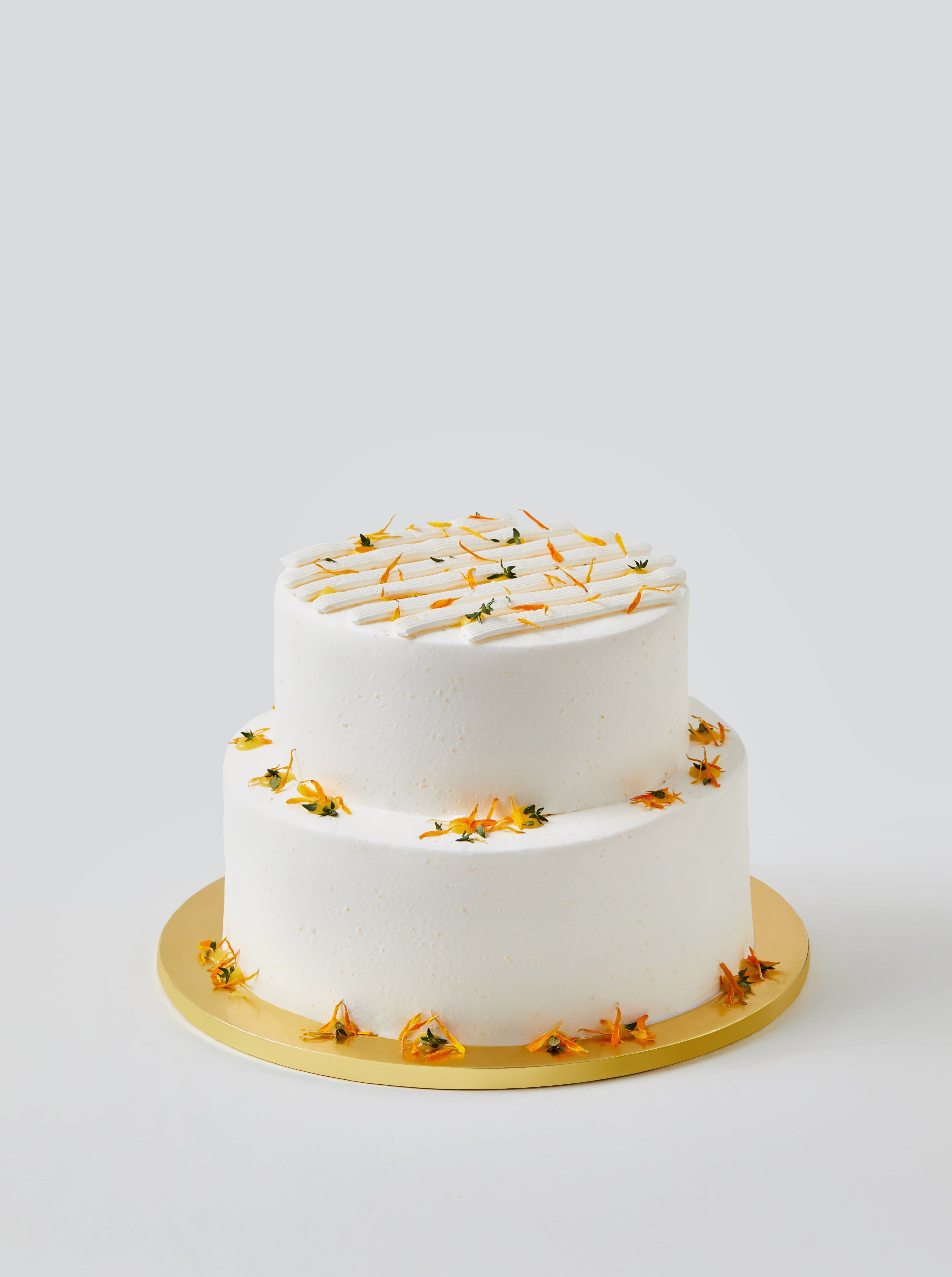 White Peach Kinkan Two Tier Cake