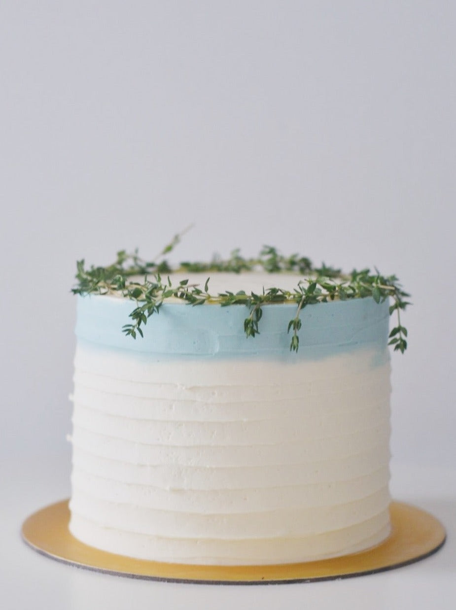 Online Thyme Wreath Cake (Blue)  |  Cakes. Sweets. Dessert Bars- Zee & Elle